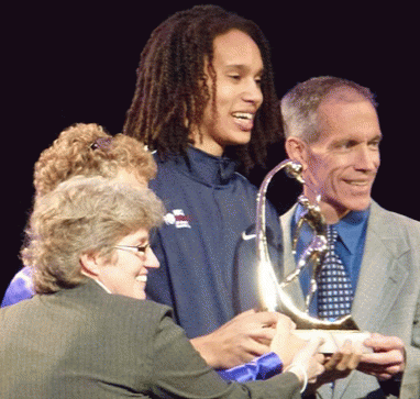 Brittney Griner accepting Wade Trophy, WBCA Awards show, Denver CO, 2 April 2012, From ImagesAttr