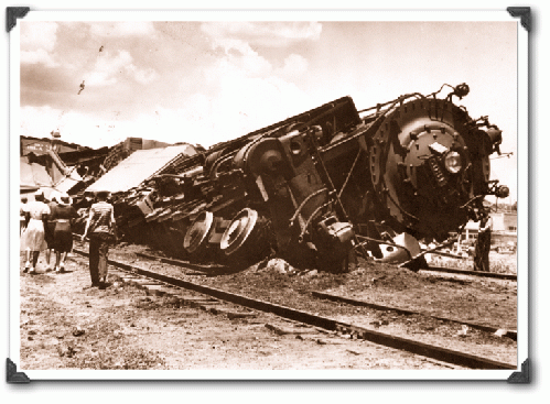 Bowie, TX derailment 1920's