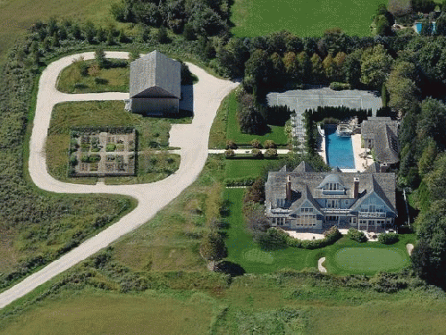 Mansion in Hamptons owned by Lloyd Blankfein, President and CEO of Goldman-Sachs, valued at $17 million, From ImagesAttr