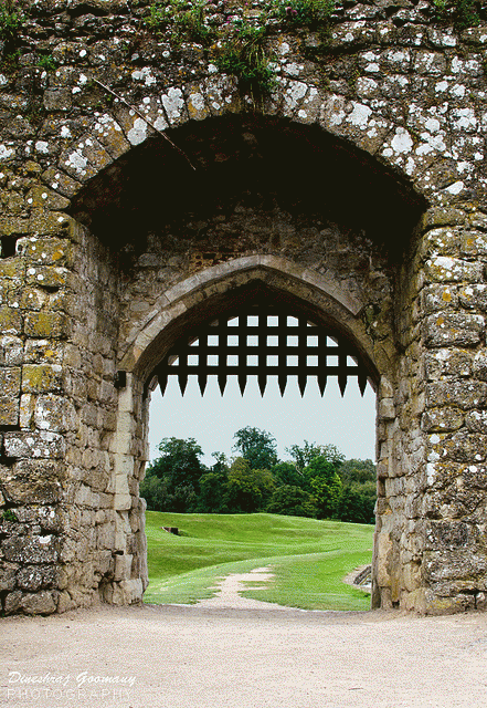 Leeds castle portcullis