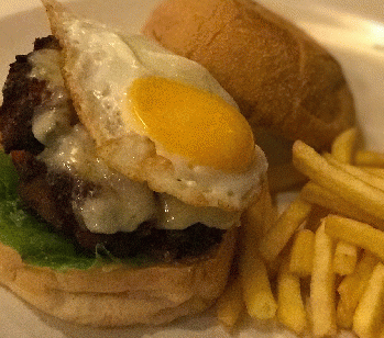 Cheeseburgers with fried egg ... a new American staple apparently.