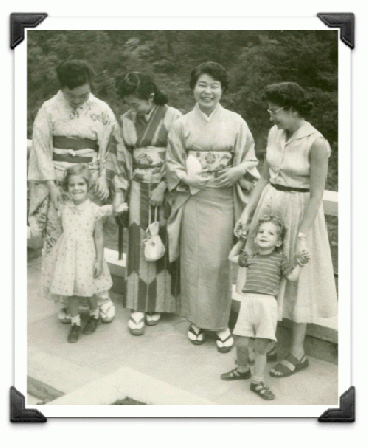 Paul, his sister, mother and friends in Kyoto