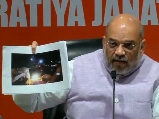 Shah flashes the evidence, From InText