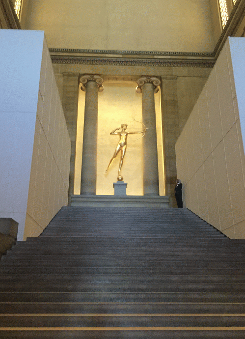 Diana by Augustus Saint-Gaudens (note the size of the museum guard at right)